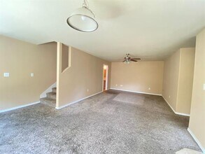 721 Prairie Creek Dr in Princeton, TX - Foto de edificio - Building Photo