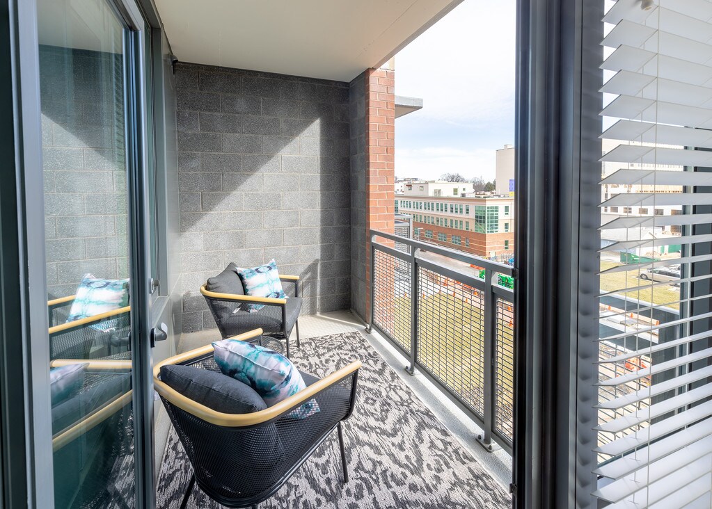 Thayer and Spring Apartments in Silver Spring, MD