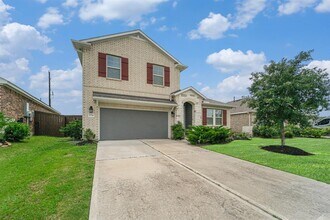 7714 Squall Ln in Mont Belvieu, TX - Building Photo - Building Photo