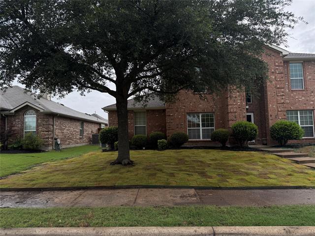 property at 1236 Blue Brook Dr