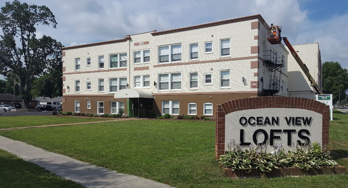 Ocean View Lofts in Norfolk, VA - Building Photo