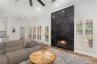 6705 McCallum Blvd in Dallas, TX - Building Photo - Building Photo