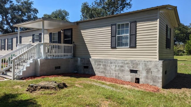 property at 1512 Zenda St