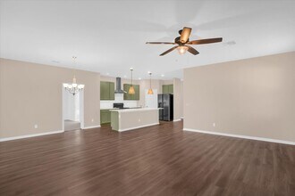 591 Steerview St in St. Cloud, FL - Building Photo - Building Photo