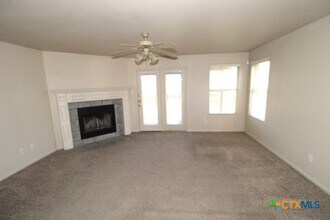 2301 Eppinette Dr in Killeen, TX - Building Photo - Building Photo
