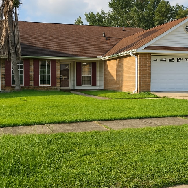 property at 2709 Foliage Dr