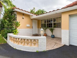 5524 Garfield St in Hollywood, FL - Building Photo - Building Photo