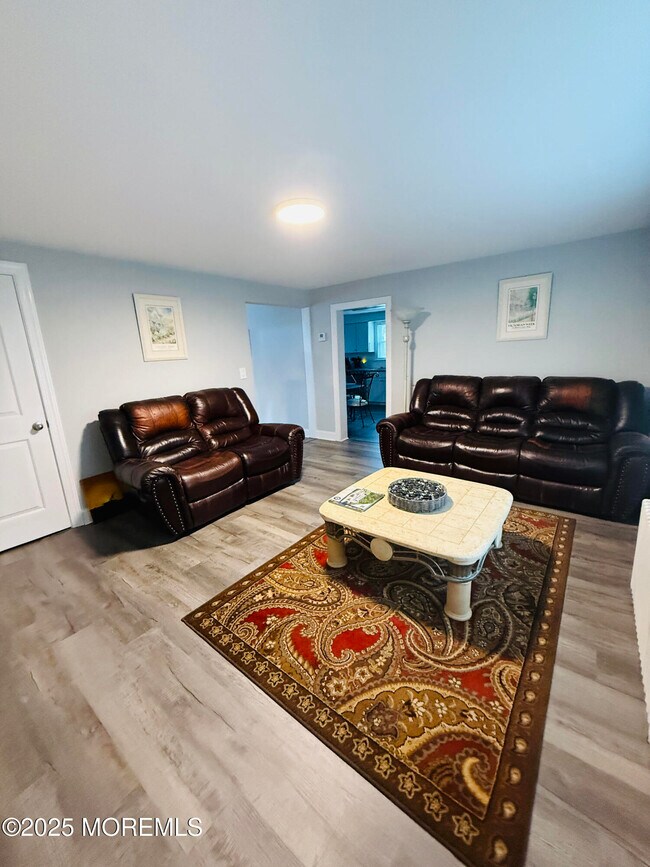 property at 706 W Park Ave