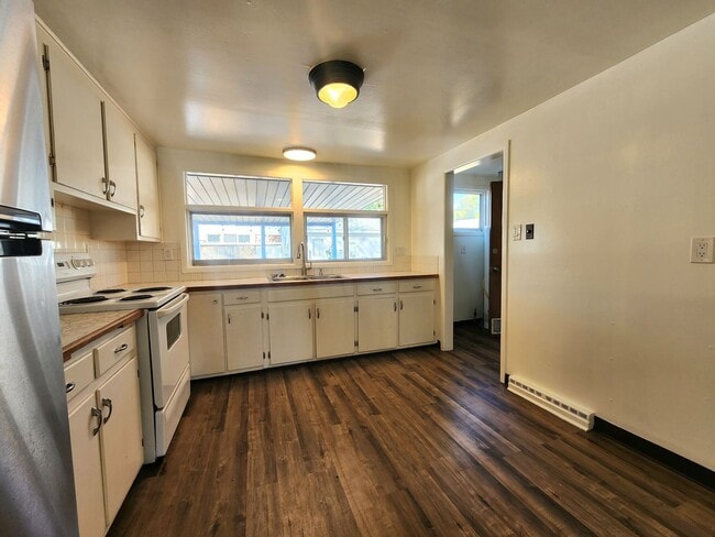 1603 Iroquois Rd in Pueblo, CO - Building Photo - Building Photo