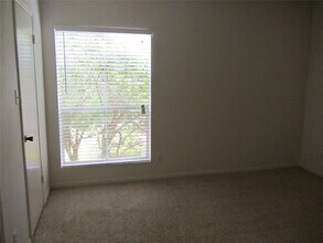 6500 Harbor Town Dr in Houston, TX - Building Photo - Building Photo