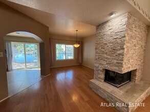 1425 W Coral Reef Dr in Gilbert, AZ - Building Photo - Building Photo