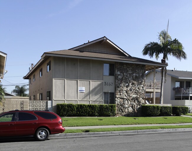 3167 E Pearl Dr in Fullerton, CA - Building Photo - Building Photo