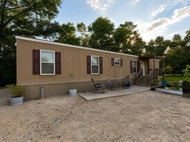 2245 County Rd 130 in Pearland, TX - Building Photo
