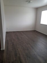 4616 N Tumbleweed Dr in Enoch, UT - Building Photo - Building Photo