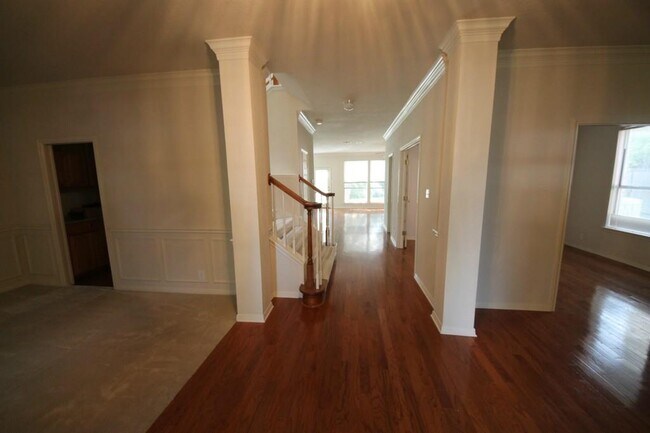 10225 Open Gate Dr in Austin, TX - Building Photo - Building Photo