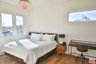 8505 Belford Ave in Los Angeles, CA - Building Photo - Building Photo