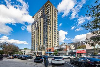 The Windsor at Forest Hills in Forest Hills, NY - Building Photo - Building Photo