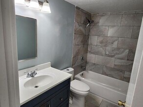 2590 Robin Rd in West Valley City, UT - Building Photo - Building Photo