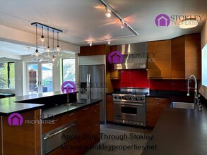 1804 Reliez Valley Rd in Lafayette, CA - Building Photo - Building Photo