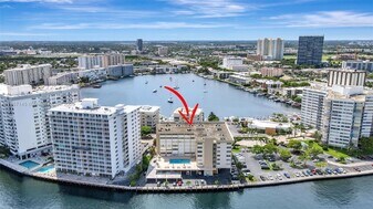 111 Golden Isles Dr in Hallandale Beach, FL - Building Photo