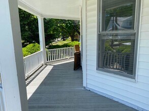 21 Royall St, Unit 2nd FL in Medford, MA - Building Photo - Building Photo