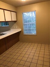 609 W Adams St in Fayetteville, AR - Building Photo - Building Photo