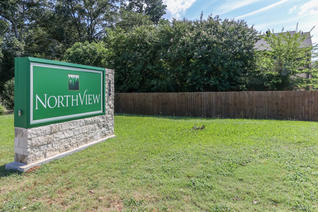 Northview Condominiums in Nacogdoches, TX - Foto de edificio