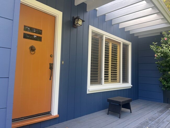 1076 Euclid Ave in Berkeley, CA - Building Photo - Building Photo
