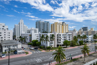 4000 Indian Creek Dr in Miami Beach, FL - Building Photo - Building Photo