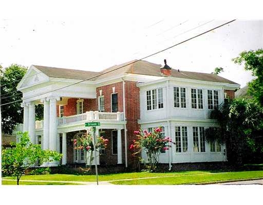 420 Sumner St in Kissimmee, FL - Foto de edificio - Building Photo