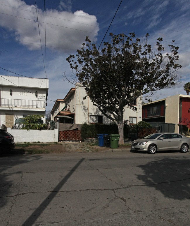 4111 Sunset Dr in Los Angeles, CA - Foto de edificio - Building Photo