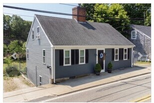 126 Summer St, Unit Unit 1 Main house in Plymouth, MA - Building Photo