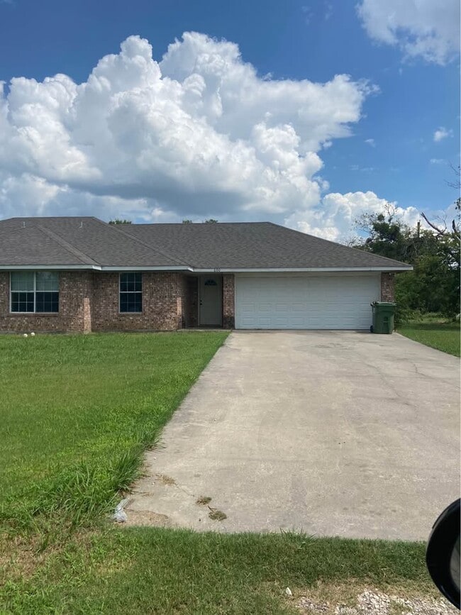 property at 600 N 5th St