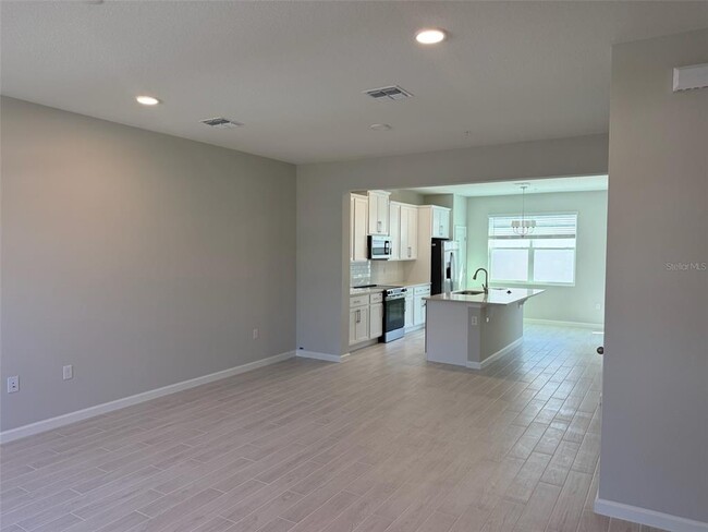 611 Pothos St in Apopka, FL - Building Photo - Building Photo