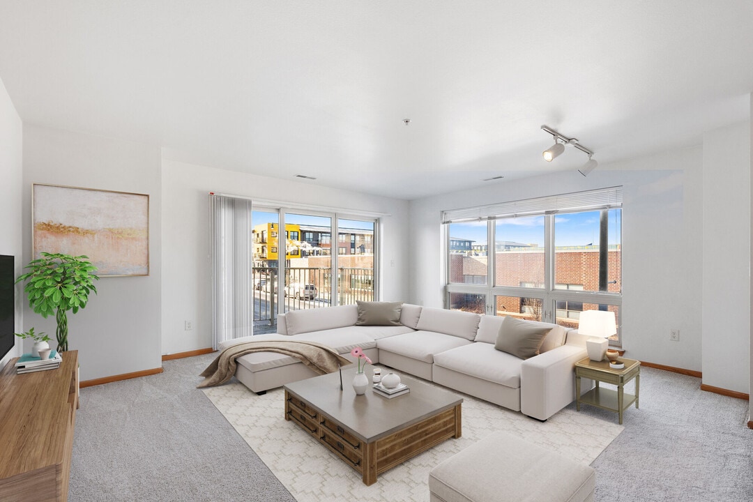 Six Points Apartments in West Allis, WI - Building Photo