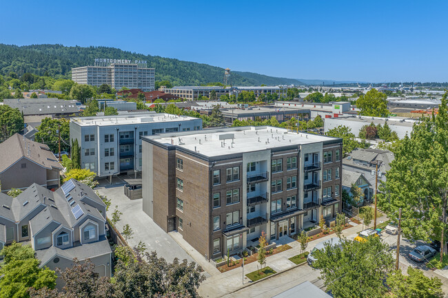 The Vaughn in Portland, OR - Foto de edificio - Building Photo