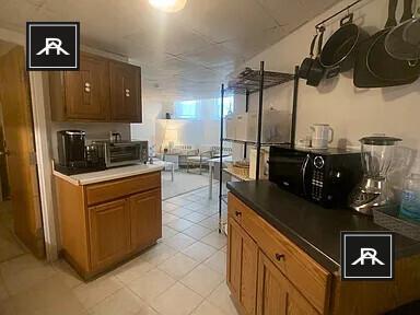 1643 Commonwealth Ave in Boston, MA - Building Photo - Building Photo
