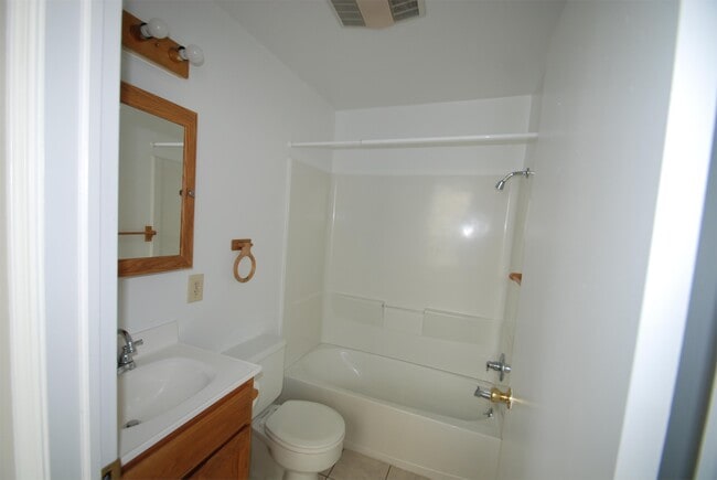 59 W Maynard Ave in Columbus, OH - Building Photo - Building Photo