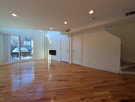 932 W Grace St in Chicago, IL - Building Photo