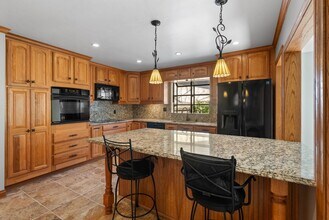 5773 Theta Pl in San Diego, CA - Building Photo - Building Photo