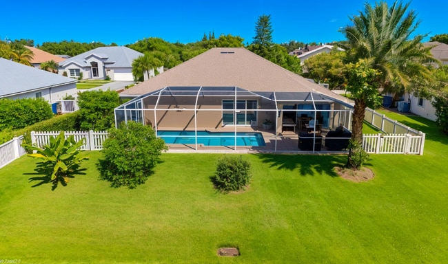 4644 Varsity Cir in Lehigh Acres, FL - Foto de edificio - Building Photo