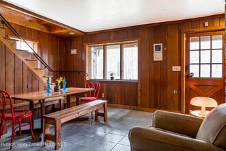 671 Watson Hollow Rd in West Shokan, NY - Building Photo - Building Photo