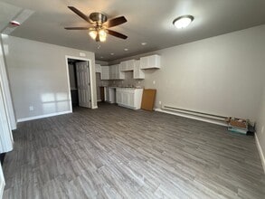 324 4th St NE in Watertown, SD - Building Photo - Building Photo