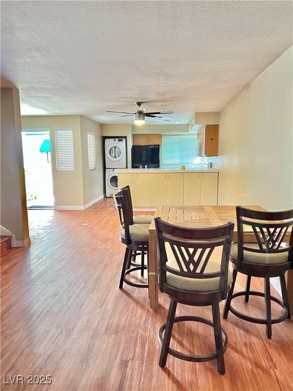 property at 2180 Pinetop Ln