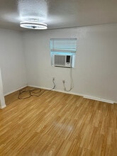 21401 W Hammond Dr in Porter, TX - Building Photo - Building Photo