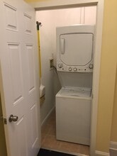 721 Corinthian Ave, Unit 1st floor in Philadelphia, PA - Building Photo - Building Photo
