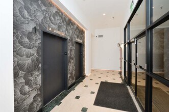 551 Observer Hwy in Hoboken, NJ - Building Photo - Building Photo