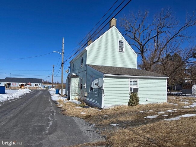 76 Chestnut St in Leipsic, DE - Building Photo - Building Photo