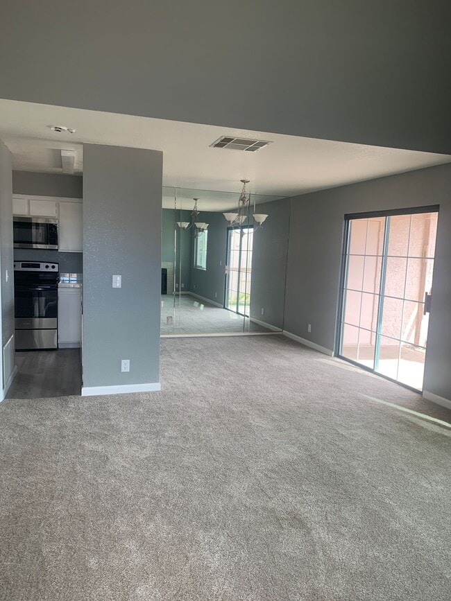 1964 Las Palmas Ln in Laughlin, NV - Building Photo - Building Photo
