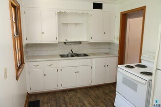 733 S Glendale Ave in Sioux Falls, SD - Building Photo - Building Photo